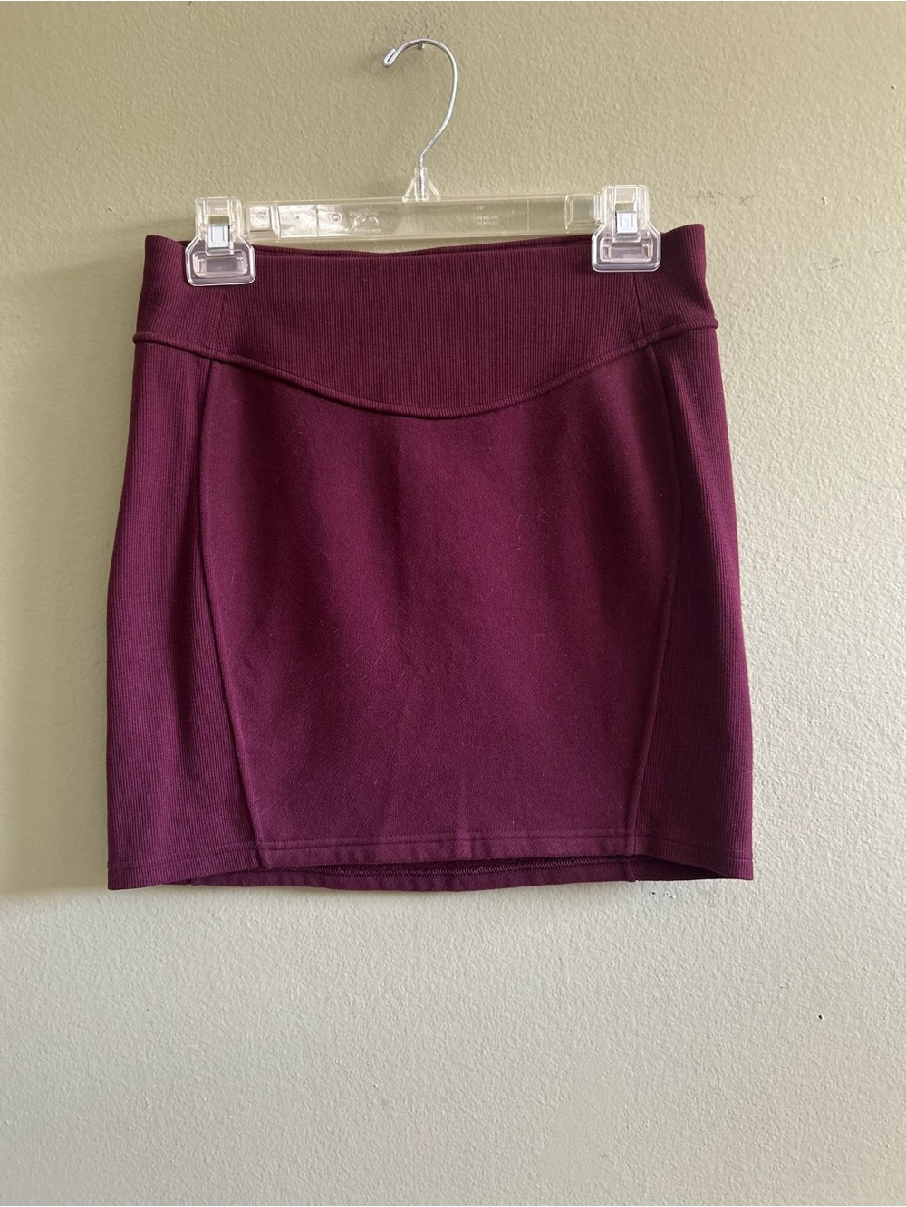 lululemon athletica Burgundy Ponte Mini Skirt Sz M